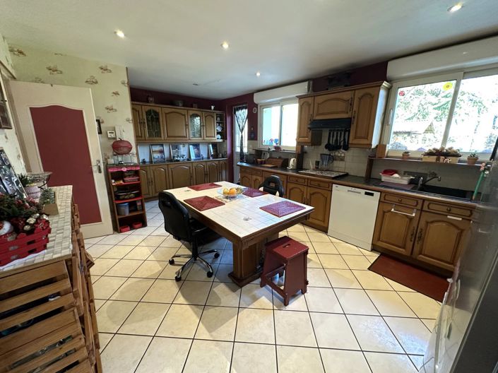 Image No.5-Maison de 6 chambres à vendre à Montpon-Menesterol