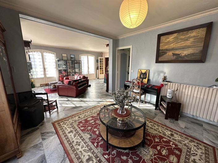 Image No.6-Maison de 6 chambres à vendre à Montpon-Menesterol