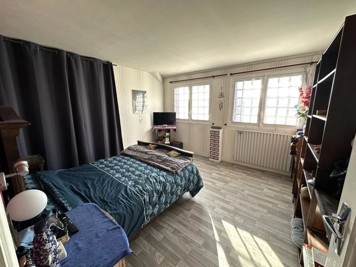 Image No.7-Maison de 6 chambres à vendre à Montpon-Menesterol