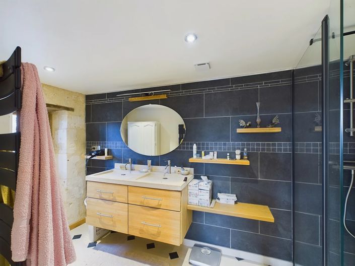 Image No.7-Maison de 3 chambres à vendre à Angles-sur-l'Anglin