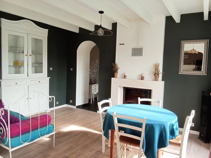 Image No.5-5 Bed House for sale