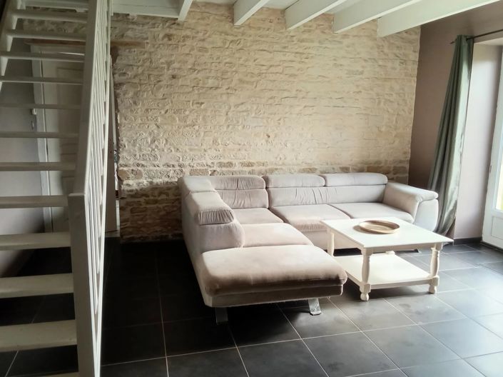 Image No.7-5 Bed House for sale