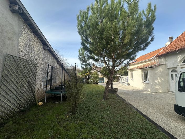 Image No.14-Maison de 5 chambres à vendre à Saint-Bonnet