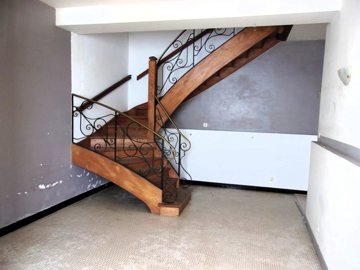 7d62f449e559061928d3068cd0f1ae2872d541440f192