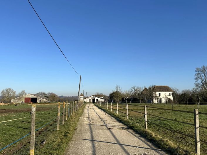 Image No.2-Maison de 10 chambres à vendre à Montpon-Menesterol