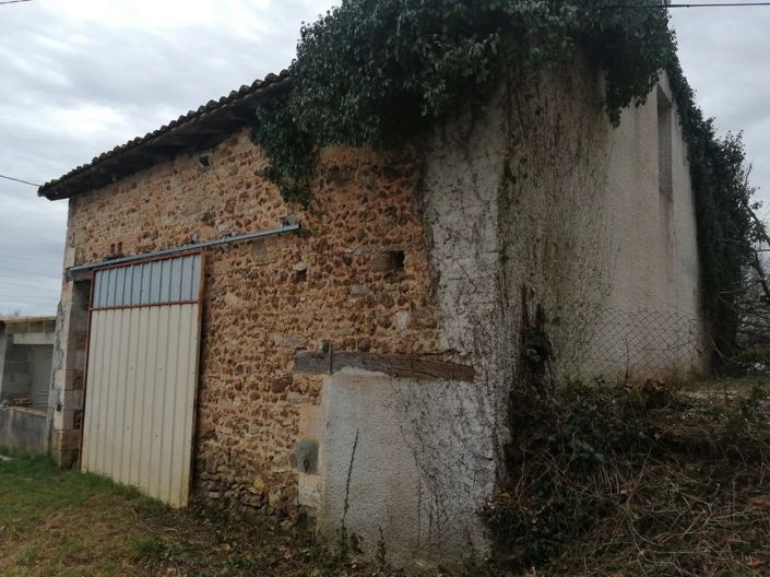 Image No.10-3 Bed House for sale