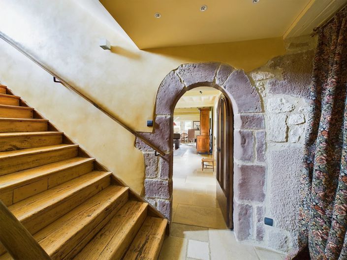 Image No.11-4 Bed House for sale