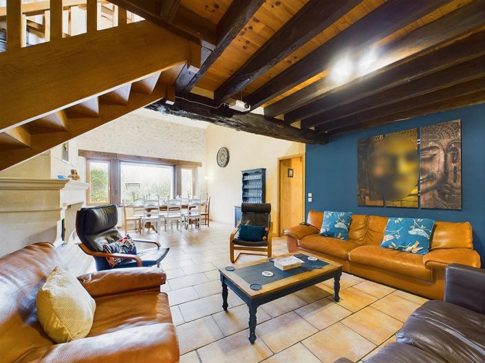 Image No.12-5 Bed House for sale