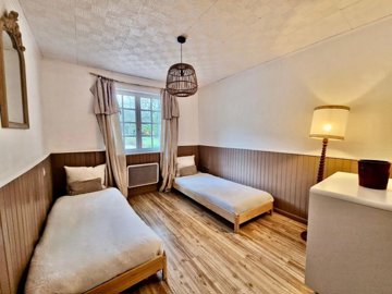 d8ed7c59c3d0c0202957b0dd4bd1ad87f00bad0a30192