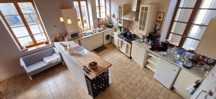 Image No.3-4 Bed House for sale