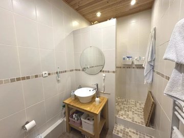 bce8d38865ea214e922932e807a2862f5f4b9d2a92192