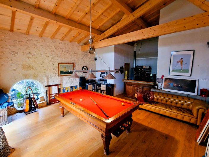 Image No.3-5 Bed House for sale