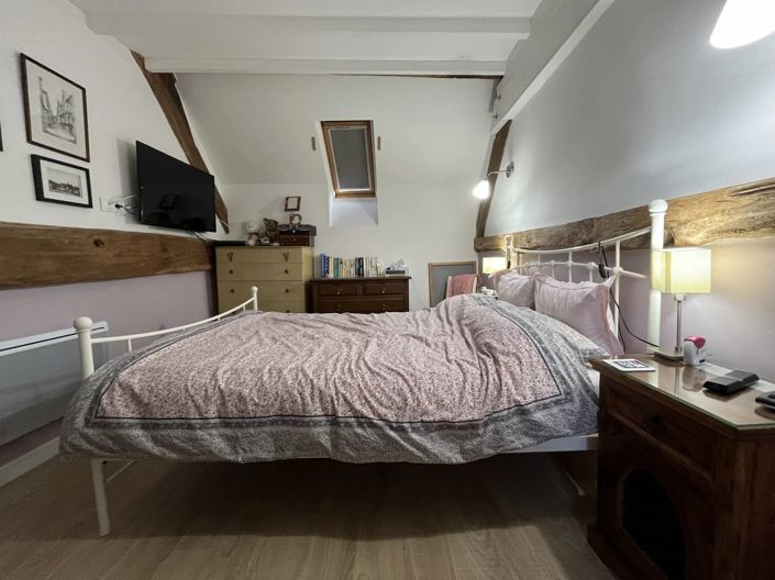 Image No.12-4 Bed House for sale