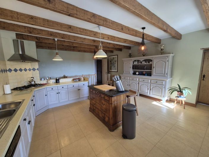 Image No.7-4 Bed House for sale