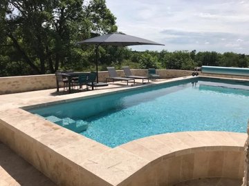 f86b3d943fa6a21ae298b517993db10d671ee1fd5c640