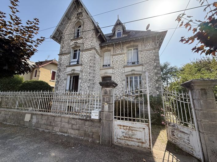 Image No.2-Maison de 5 chambres à vendre à Sainte-Foy-la-Grande