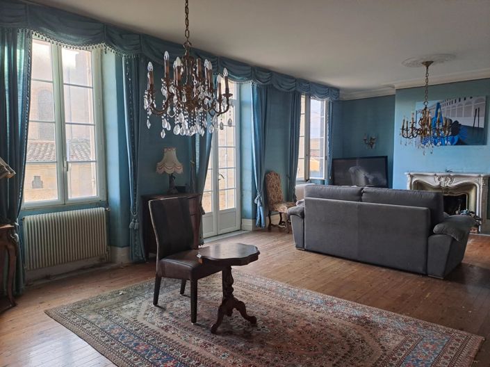 Image No.3-6 Bed House for sale