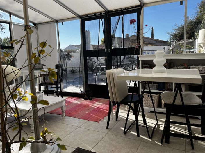 Image No.11-2 Bed House for sale