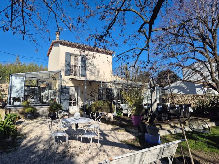 Image No.6-2 Bed House for sale