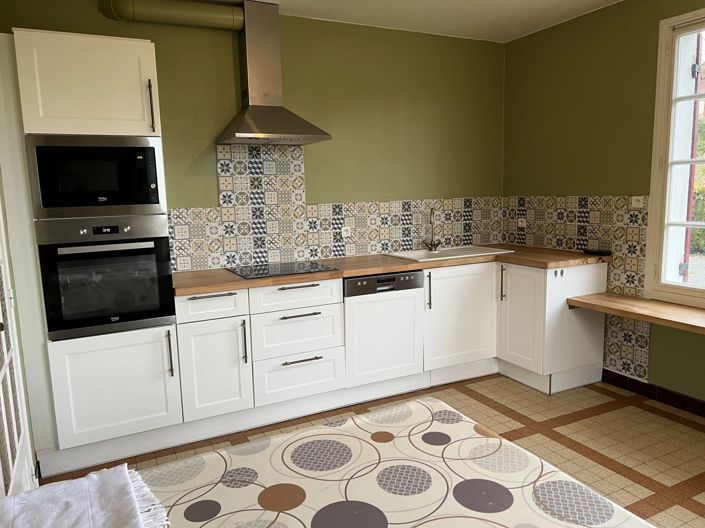 Image No.3-7 Bed Village House for sale