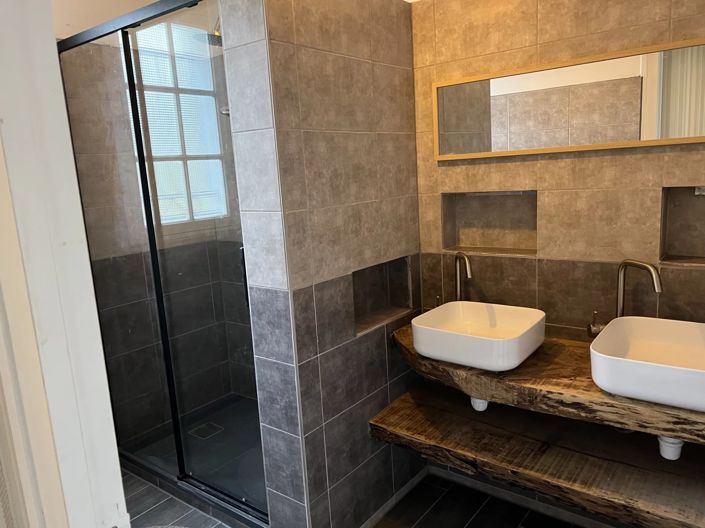 Image No.9-7 Bed Village House for sale