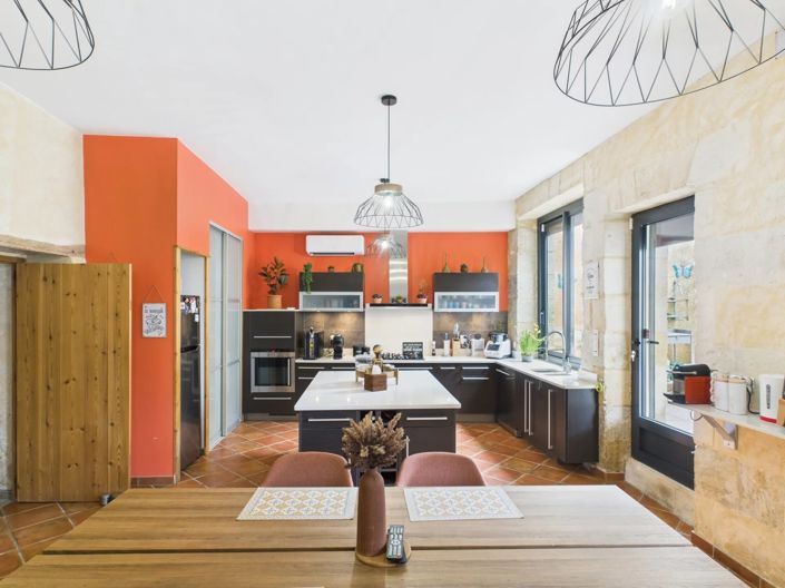 Image No.6-Maison de village de 9 chambres à vendre à La Roche-Chalais