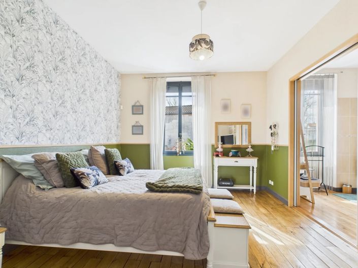 Image No.7-Maison de village de 9 chambres à vendre à La Roche-Chalais