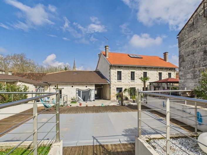 Image No.8-Maison de village de 9 chambres à vendre à La Roche-Chalais