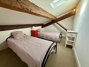 c89c49957e4548346d2309eb10274acb623554bf89192