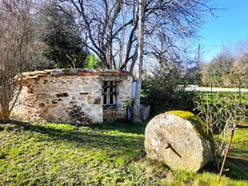 b50a33db6d34d5c9aaffbd89e6b4df3e1aee7e3745192