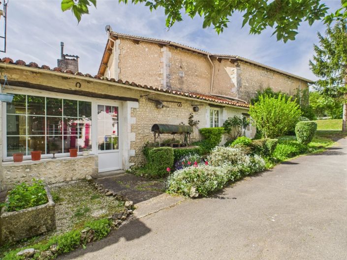 Image No.12-5 Bed Village House for sale