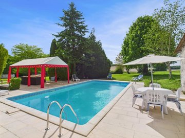 d9390bdb2293575f8823dd72df9980a01ed3f170bf192