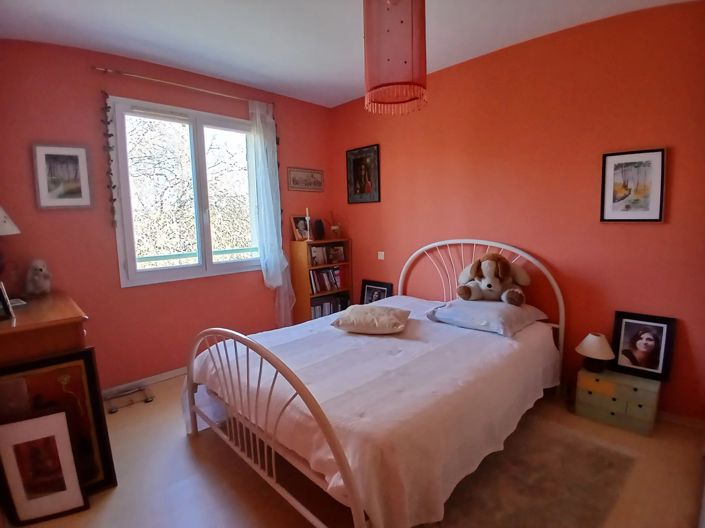 Image No.7-4 Bed House for sale