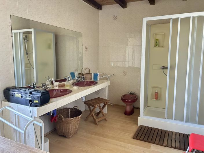 Image No.11-Maison de 4 chambres à vendre à Charente