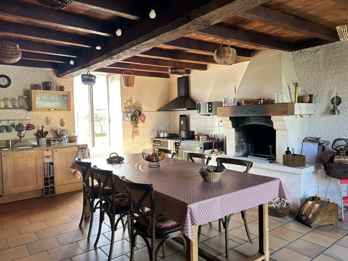 Image No.4-Maison de 4 chambres à vendre à Charente