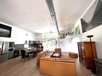 1567325555a02773bb3f99f0d84efdf4f16c76829a192