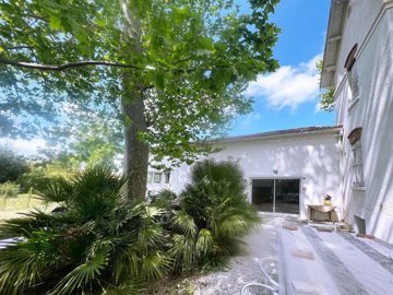 50fb34a44beeee94ae6cad86a686fc845e080a24b5160