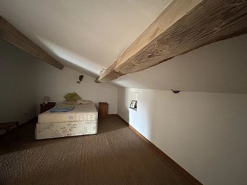 12c7080c44fb2b0fce50b9c63c78ac813d8cb51638192