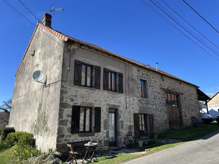 Image No.2-Maison de 4 chambres à vendre à Arrènes