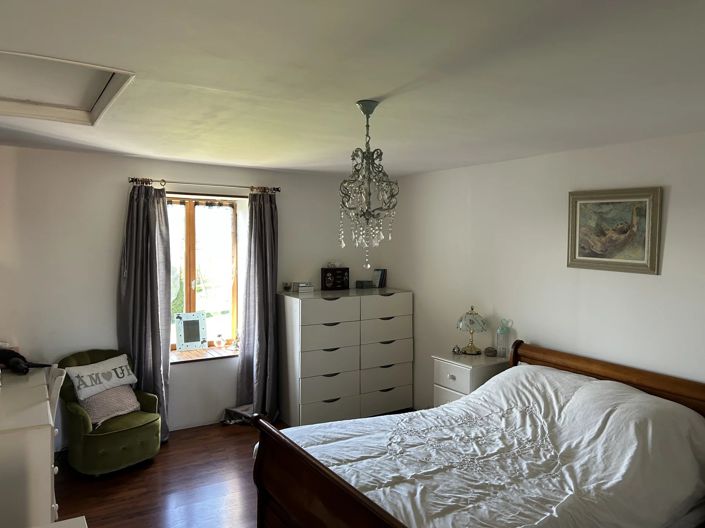 Image No.11-Maison de 4 chambres à vendre à Arrènes