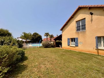 9371c730cbd8a28cf352ccf417c4a3be7f8d06842a390