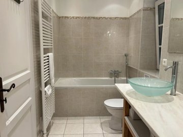 7442d4753d3d5b5957ca078684d1c4462f552bdb60192