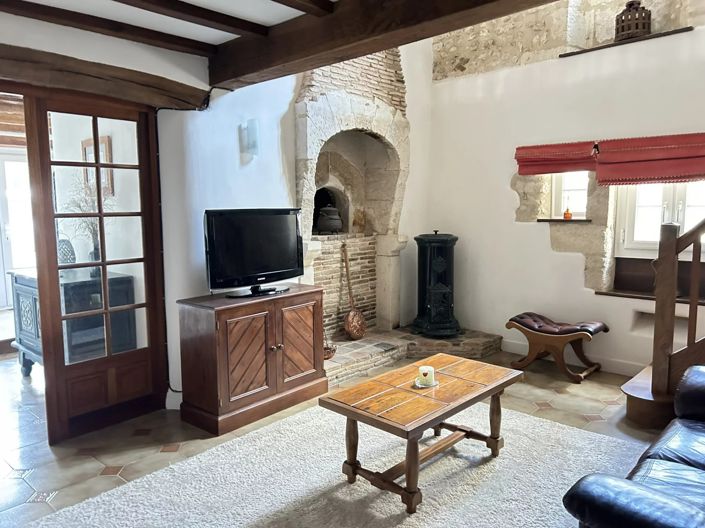 Image No.9-Maison de 7 chambres à vendre à Aubeterre-sur-Dronne