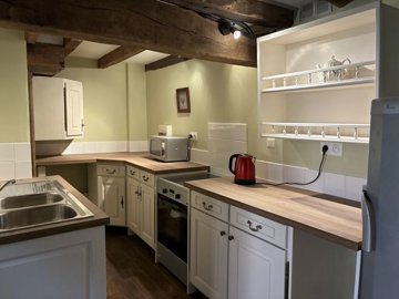 c2cb24eb832b264e4ce9a27bf8ee8bbd5a1a31274a192