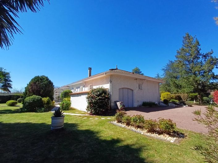 Image No.12-5 Bed House for sale