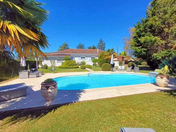 Image No.14-5 Bed House for sale