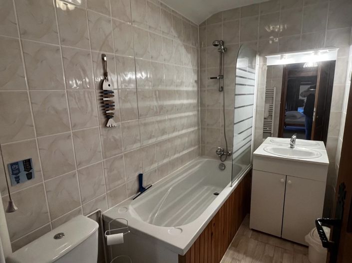 Image No.8-Ferme de 9 chambres à vendre à Bellac