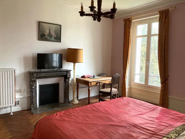 Image No.6-11 Bed House for sale