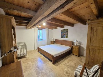 eab8951d0ccc86e2a7b4977d93b3d750f0fb011c3f192