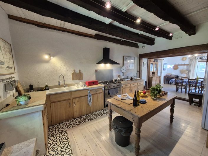 Image No.5-6 Bed House for sale